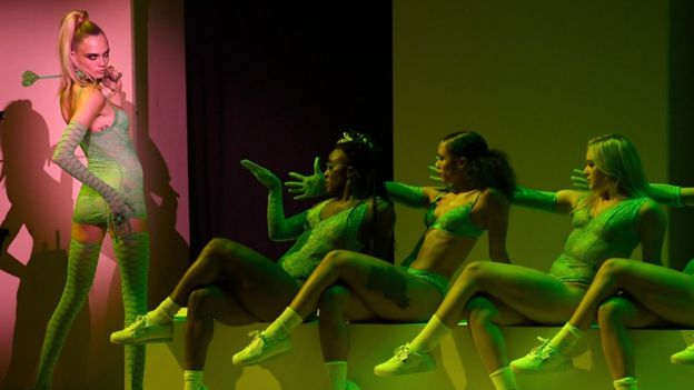 Rihanna lleva la Semana de la Moda de Nueva York a la era del streaming 7 108750557 caragetty