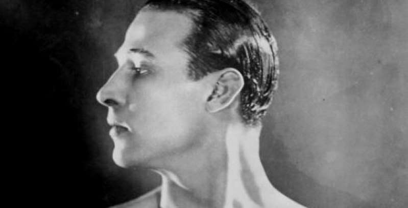 12 Estrellas de cine que murieron antes de cumplir los 40 18 AAE20hH