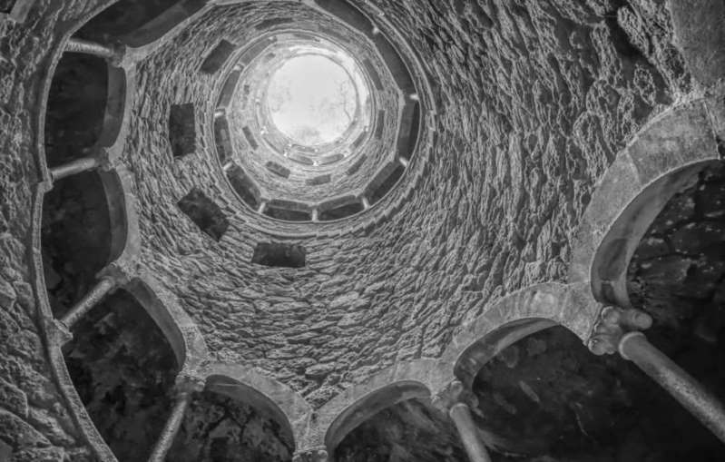 La misteriosa Torre Invertida, de Europa que te 'saca, del infierno 4