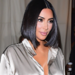 Kim Kardashian estrena su deslumbrante look 6 Screenshot 3 3