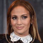 Jennifer López aparece con tremendo chichón en la cara 4 gettyimages 1079870434 e1567635951247 1 696x635
