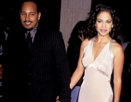 Fallece el primer gran amor de Jennifer Lopez 5 Screenshot 2 11