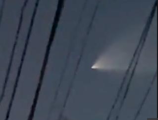 Videos / Varios Dominicanos reportan objeto volador extraño en el cielo