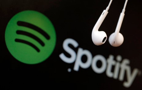 Las 5 canciones más escuchadas en 2020 en Spotify en República Dominicana