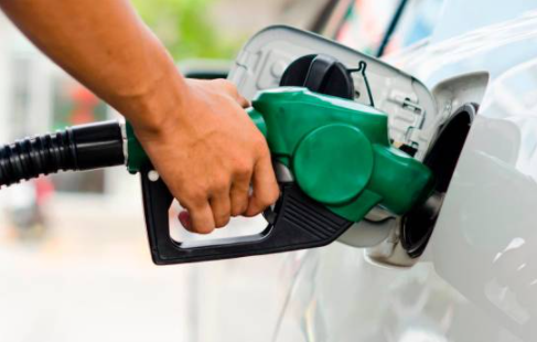 EL precio de las gasolinas aumentan entre RD$2 y RD$3 por galón