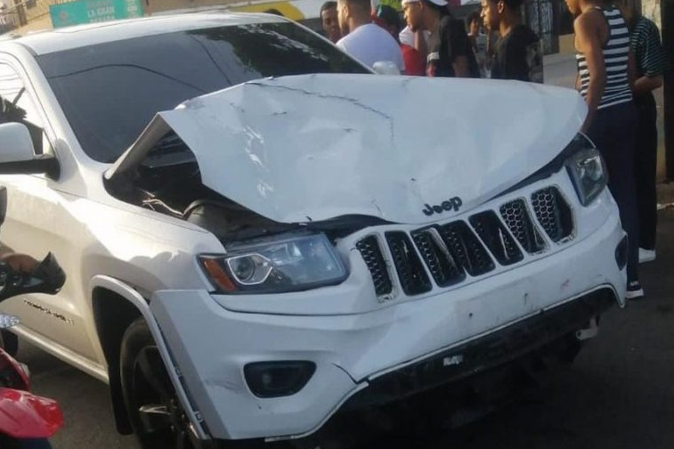 Onguito Wa» sufre accidente de tránsito e impacta a dos personas